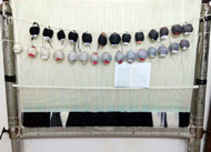 عکس تابلو فرش در حال بافت دو برادر چله ابریشم، دستباف تبریز